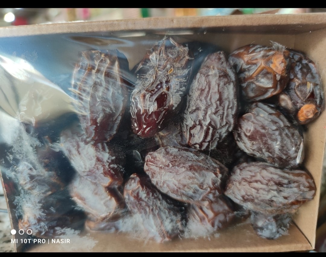 MAJDOUL DATES 1KG – The Nut House